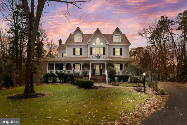 3 S  Lakeside Dr W, Medford, NJ 08055
