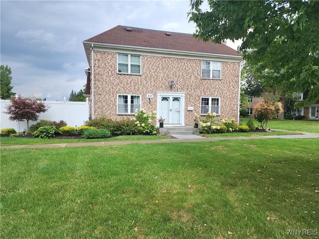 50 Carriage Dr #5, Orchard Park, NY 14127