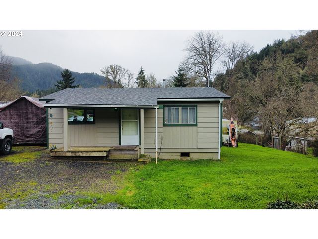 3020 Canyonville Riddle Rd, Riddle, OR 97469