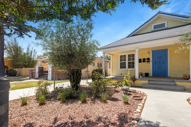 5327 6th Ave #5327, Los Angeles, CA 90043