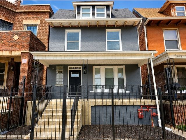4346 W  Gladys Ave, Chicago, IL 60624