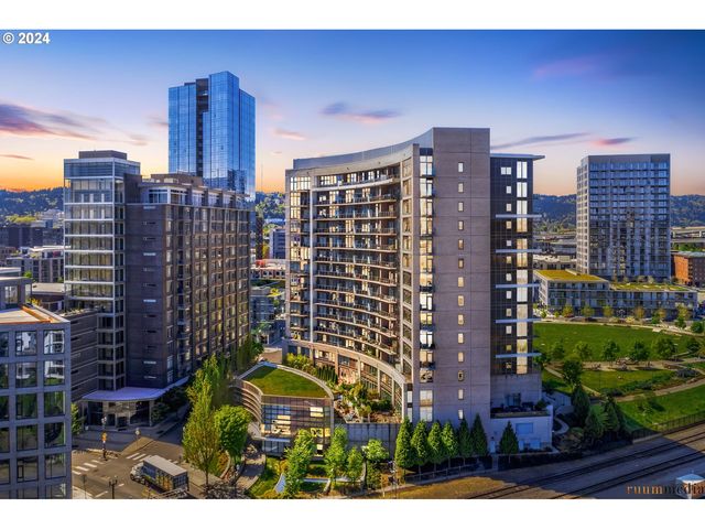 949 NW Overton St #515, Portland, OR 97209