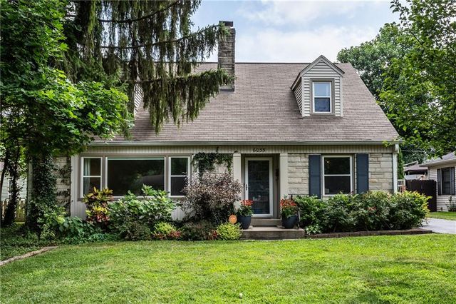 6035 Riverview Dr, Indianapolis, IN 46208 | MLS# 21804504 | Trulia