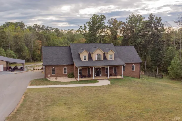 1080 Tranquility Ln, Goode, VA 24556