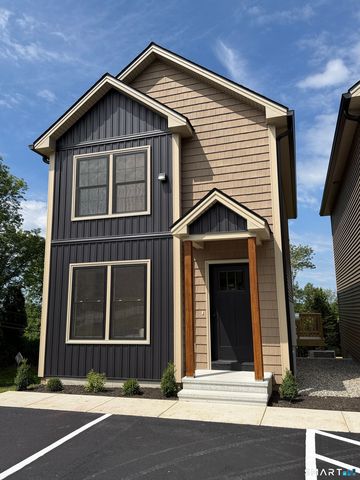 20 Cemetery Road #6, Plainfield, CT 06374