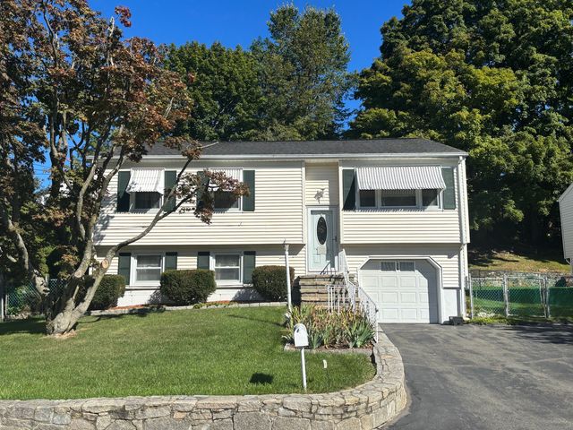 58 Sleepy Hollow Drive, Danbury, CT 06810