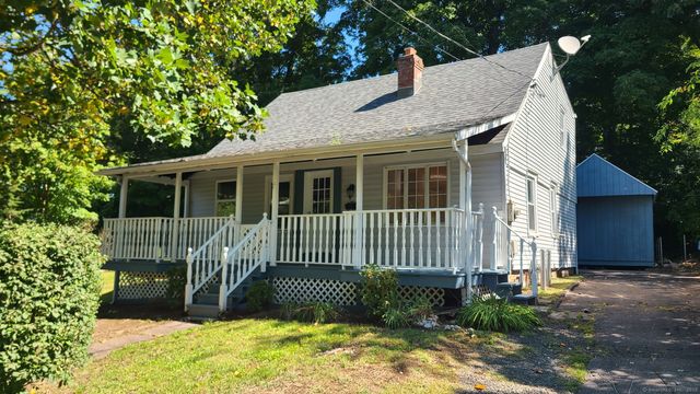 15 Stock Place Street, Manchester, CT 06042
