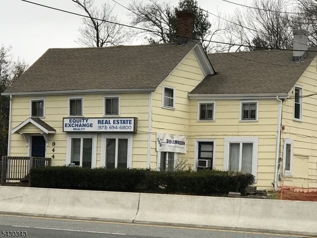 944 Hamburg Tpke, Wayne, NJ 07470