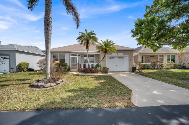533 NW Portofino Lane, Port Saint Lucie, FL 34986