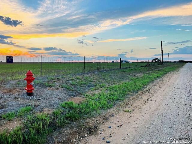 1243 COUNTY ROAD 305 LOT 2, Floresville, TX 78114