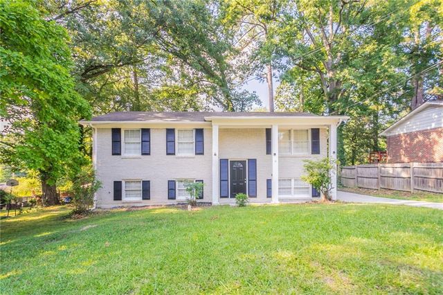 2765 Old Farm Rd, Atlanta, GA 30349