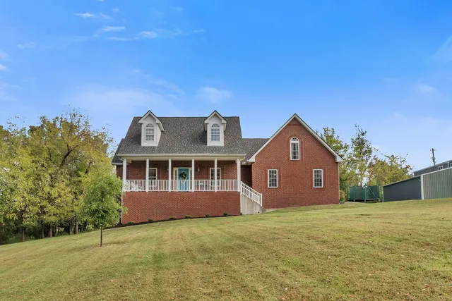 1010 Spears Way, Greenbrier, TN 37073