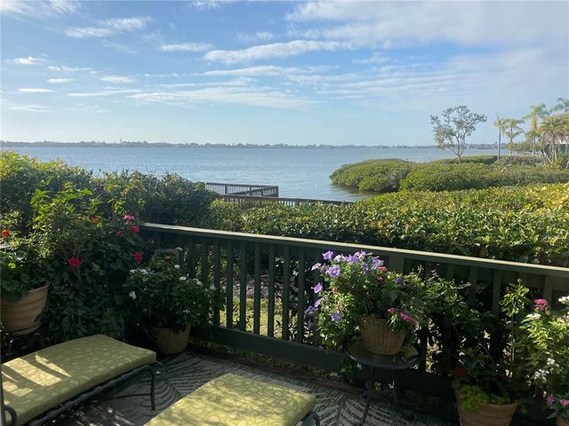 1515 Pelican Point Dr #184, Sarasota, FL 34231