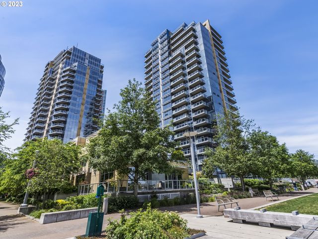 3570 S  River Pkwy #811, Portland, OR 97239