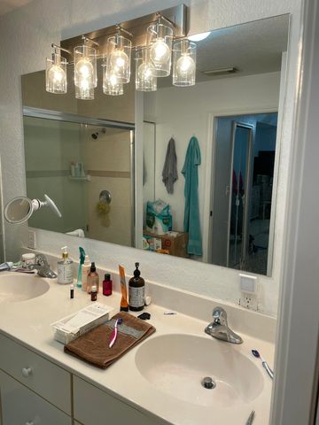 435 SW Lakota Ave, Port Saint Lucie, FL 34953