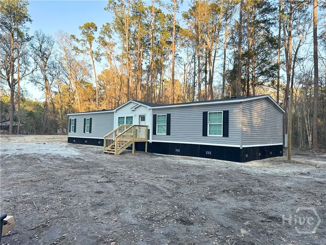 160 8th St, Meldrim, GA 31318