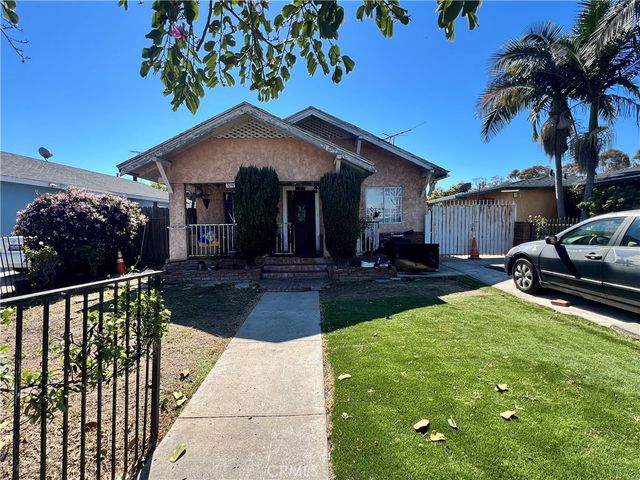 5018 W  111th Pl, Inglewood, CA 90304