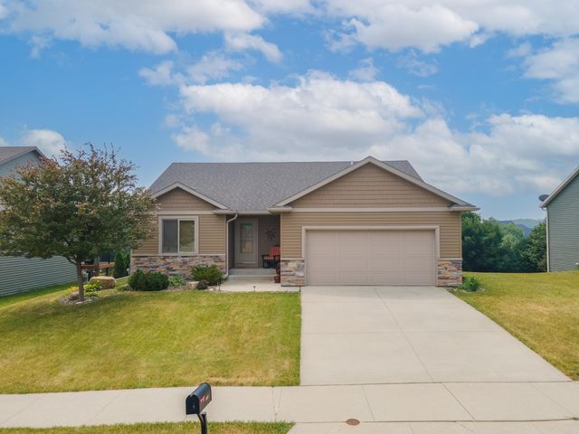 4992 4th St NW, Rochester, MN 55901