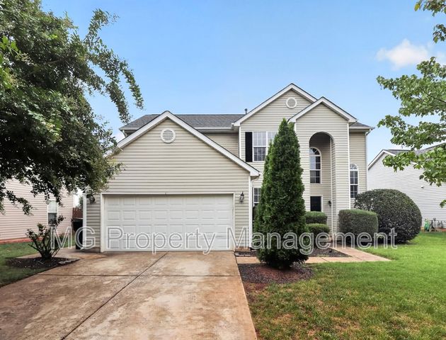 16223 Circlegreen Dr, Charlotte, NC 28273