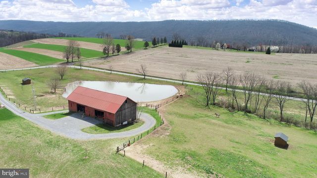 405 Old State Rd, Klingerstown, PA 17941