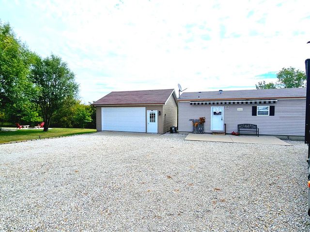 32205 Brant Ln, Unionville, MO 63565
