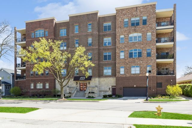 4929 Forest Ave #2G, Downers Grove, IL 60515