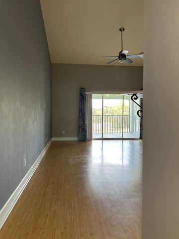 171 Portside Ave #203, Cape Canaveral, FL 32920