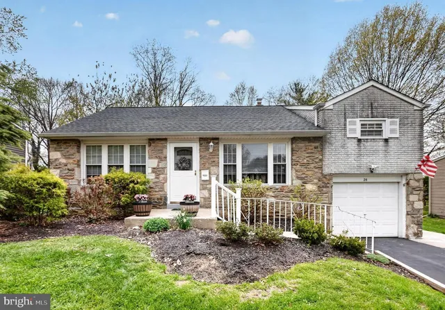 26 Northview Dr, Glenside, PA 19038