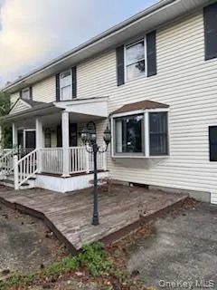 60 Valleywood Road, Commack, NY 11725