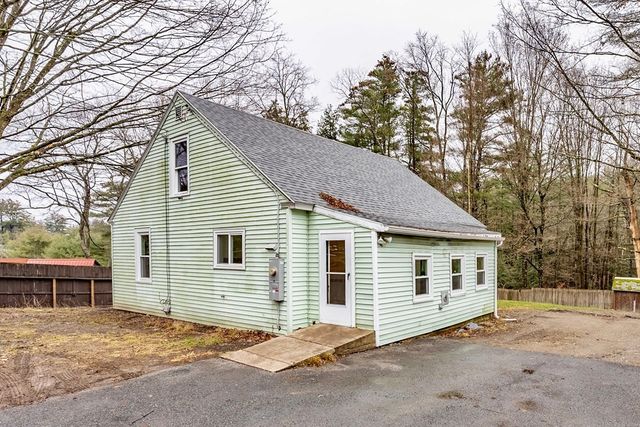 347 Country Club Rd #5, Greenfield, MA 01301