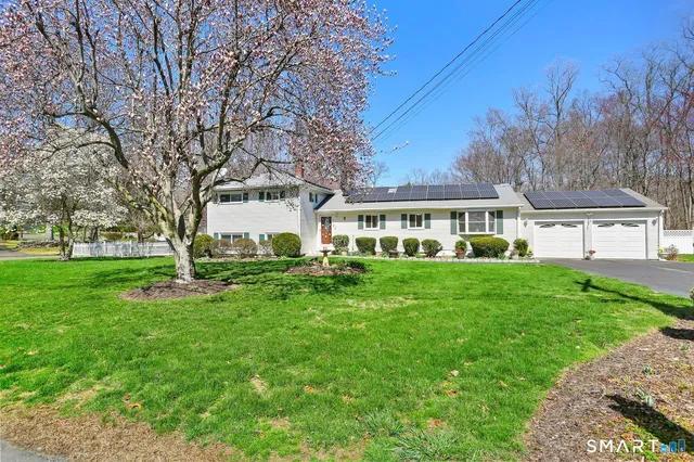 1 Driftwood Lane, Norwalk, CT 06851