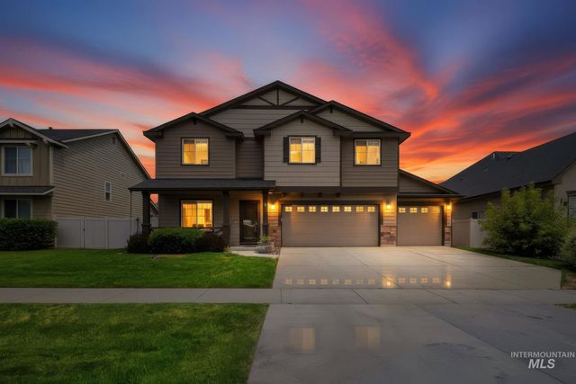 2890 NW 11th Ave, Meridian, ID 83646