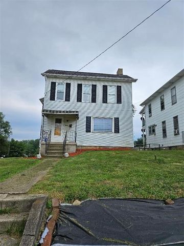 1309 W  Crawford Ave, Connellsville, PA 15425