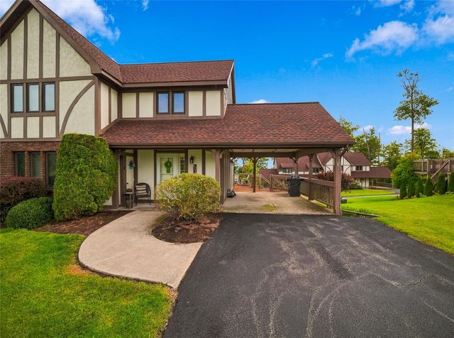 8253 Canterbury Dr, Clymer, NY 14724
