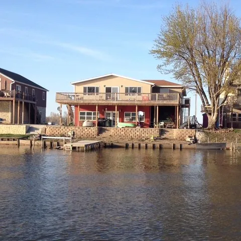 240 Alpine Beach Dr, Craig, MO 64437