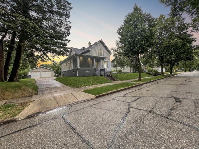 514 Park AVENUE, Sheboygan, WI 53081