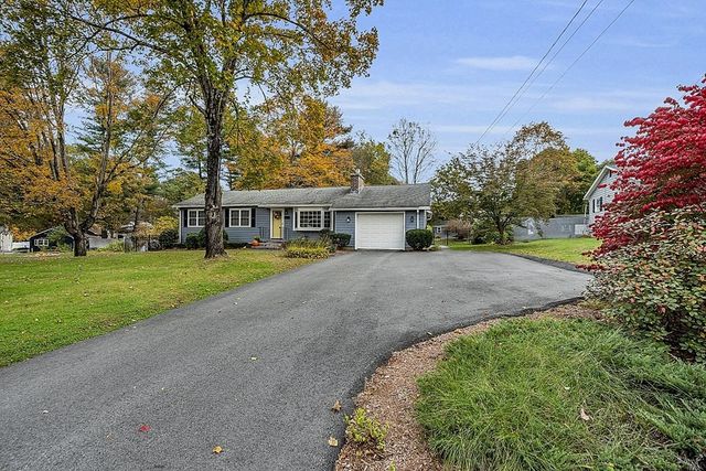 4 Radcliffe Rd, North Chelmsford, MA 01863