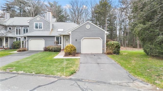 292 Castlewood Dr   #292, Bloomfield, CT 06002