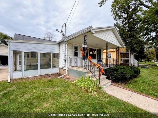 909 N  Mason St, Appleton, WI 54914