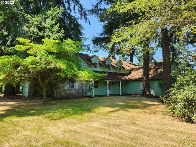 508 Rhododendron Dr, Vancouver, WA 98661