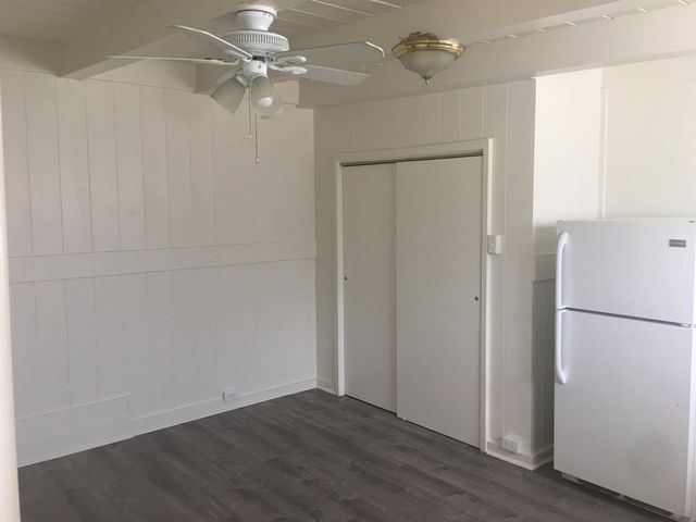 712 Pumehana St #1, Honolulu, HI 96826
