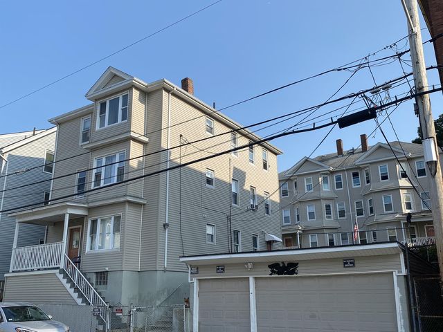 425 Division St #1, Fall River, MA 02721