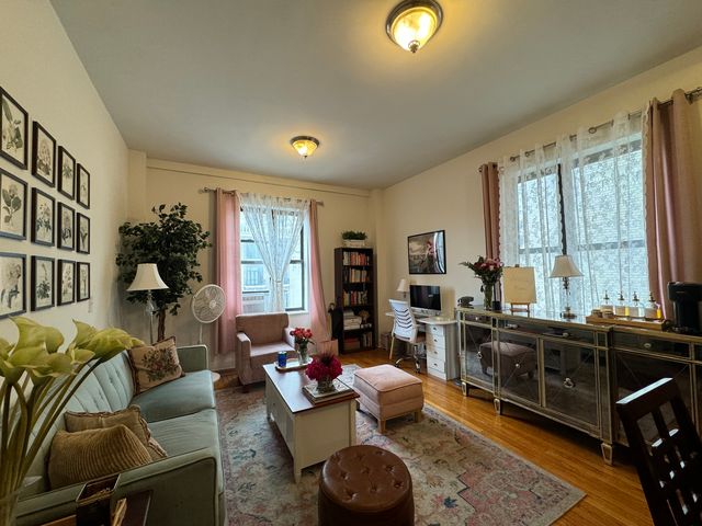 509 Cathedral Pkwy #9L, New York, NY 10025