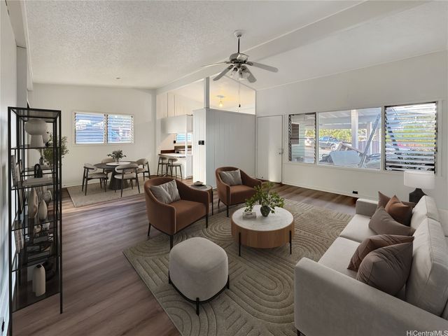 94-442 Kahualena Pl, Waipahu, HI 96797