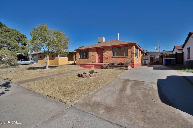 1506 Raynolds St, El Paso, TX 79903