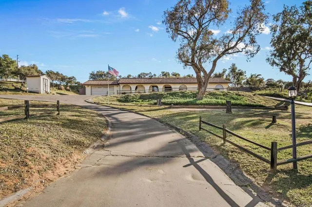 2157 Via Dieguenos, Alpine, CA 91901