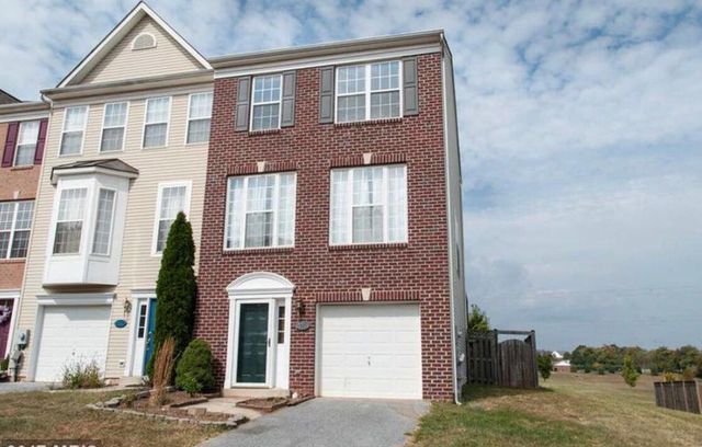 2112 Paxton Ter, Frederick, MD 21702