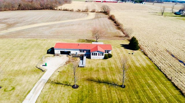 5878 Winchester Southern Rd SW, Stoutsville, OH 43154