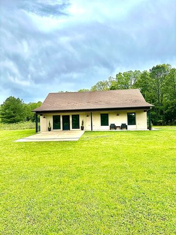 310 Round Mountain Rd, Conway, AR 72034
