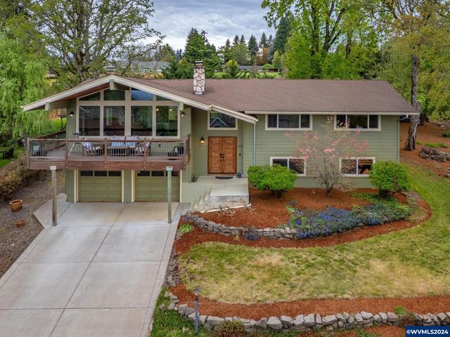 1493 35th Ave NW, Salem, OR 97304